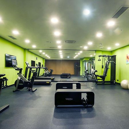 Ibis Tbilisi Airport Hotel Ngoại thất bức ảnh